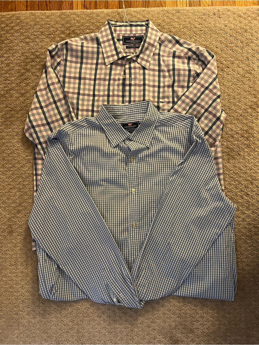 Vineyard Vines Men’s Large Button Down Shirts Lot of 2 Performance Cotton